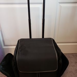 Rolling scrapbook bag